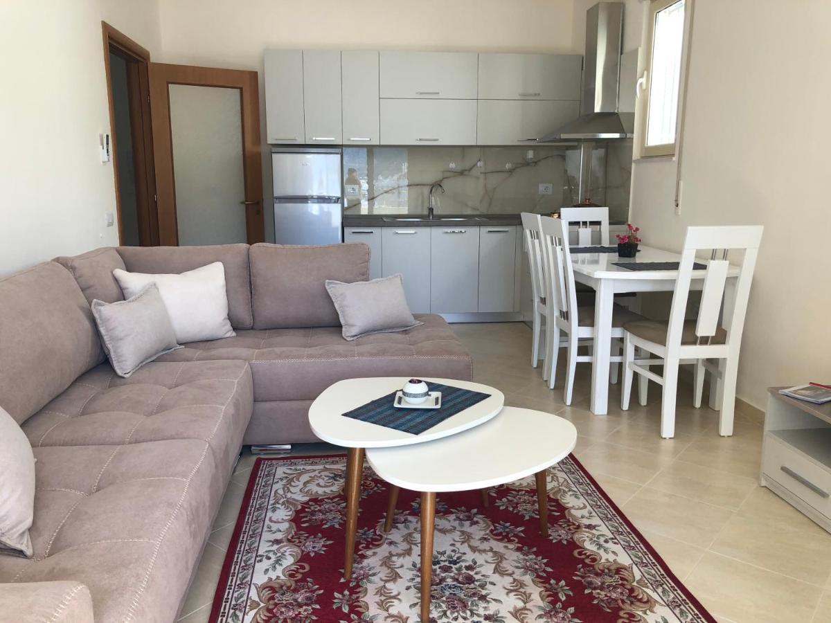 Rooftop Apartments Lungomare Vlore Exterior photo